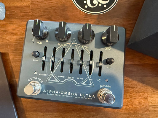 Darkglass Electronics Alpha Omega Ultra