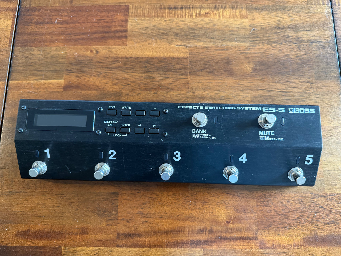 Boss ES-5 Switching System