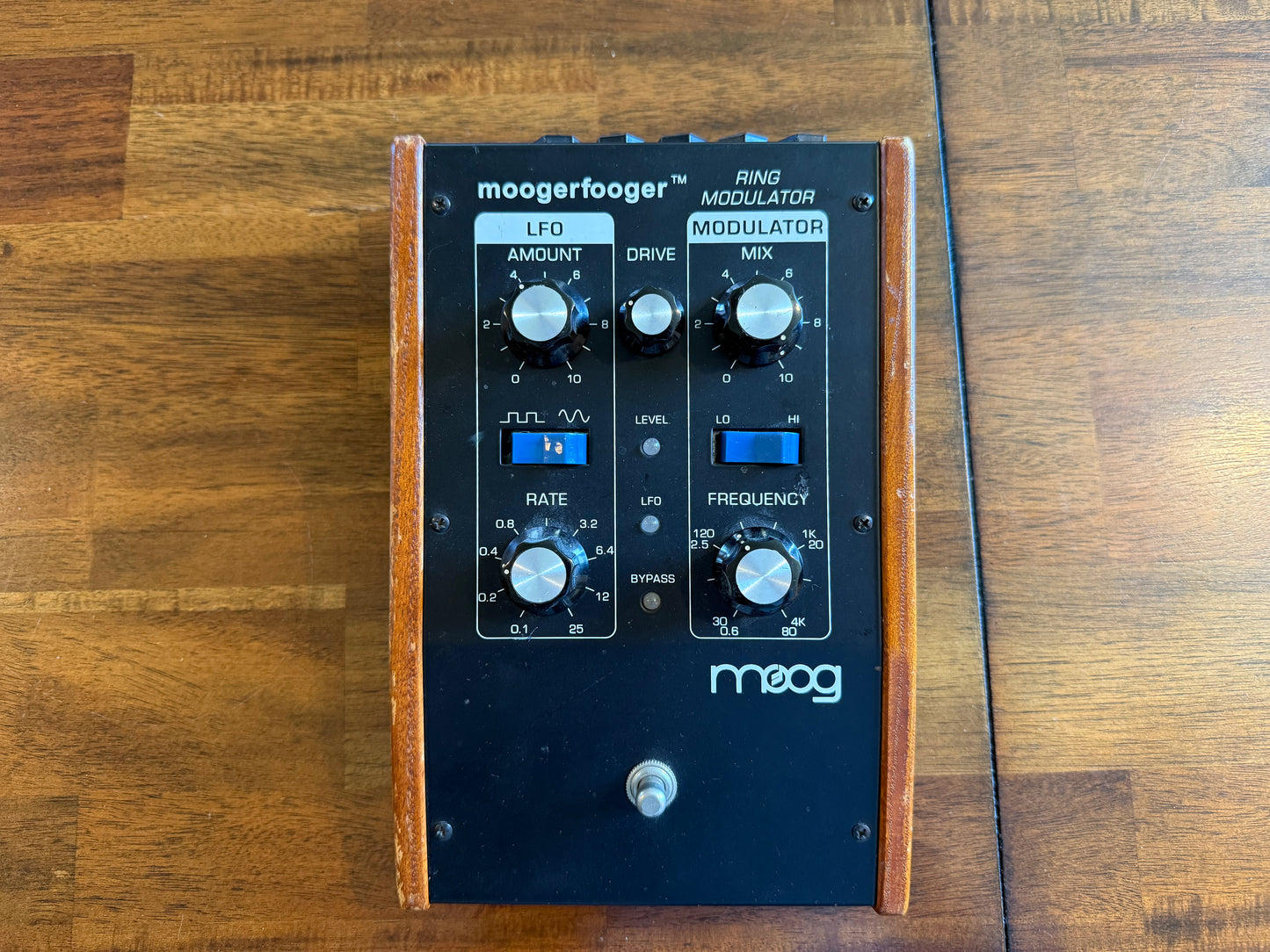 Moogerfooger MF-102 Ring Modulator