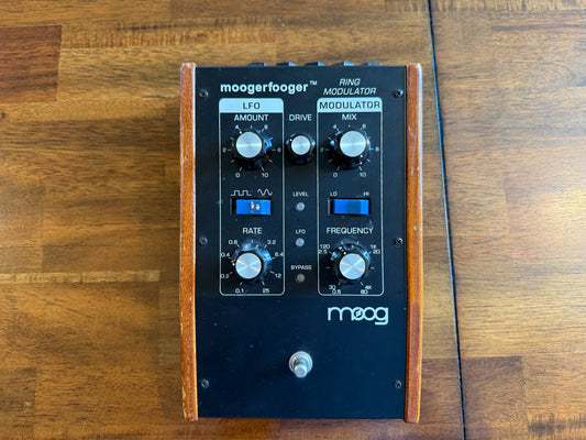 Moogerfooger MF-102 Ring Modulator
