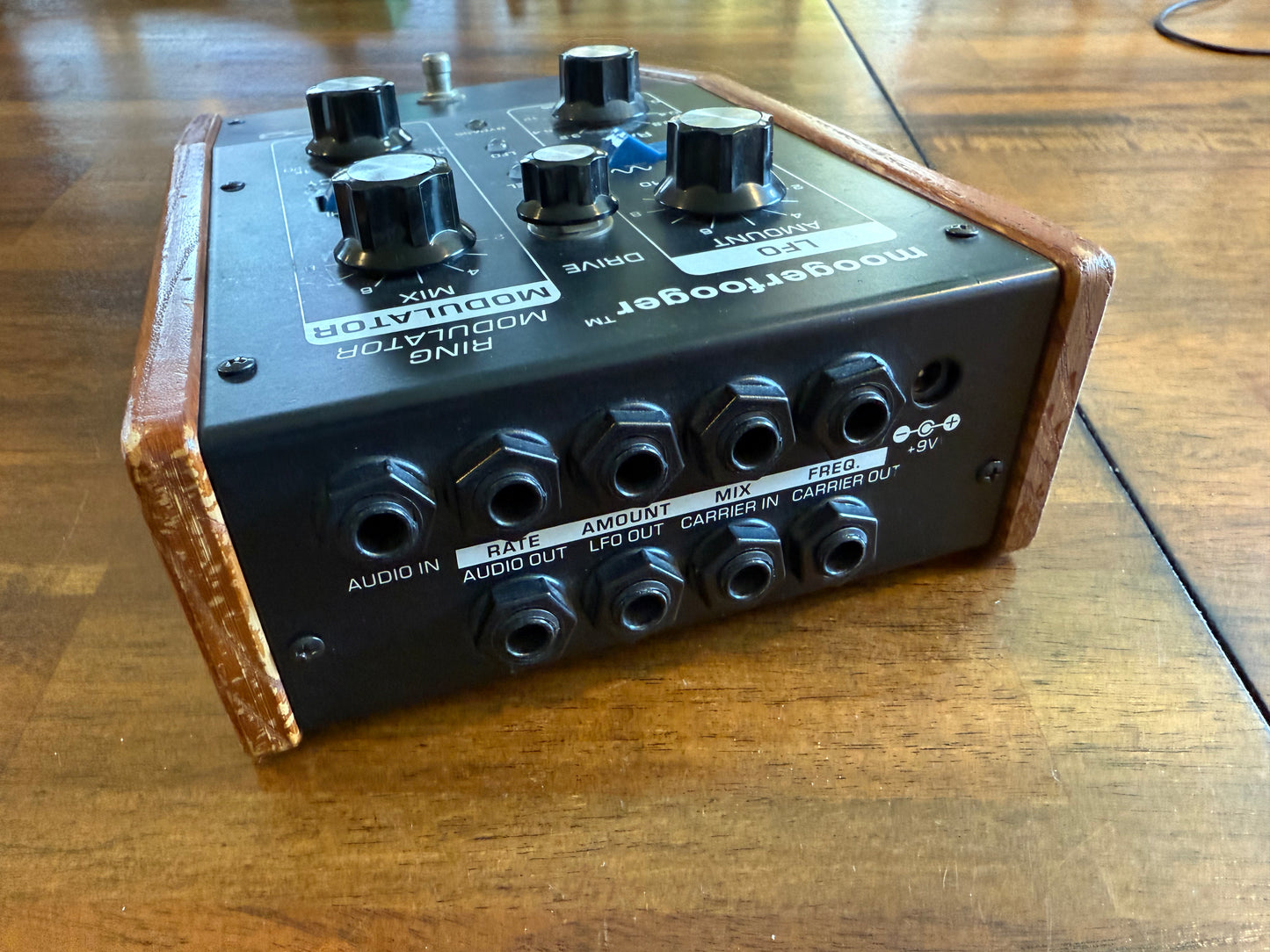 Moogerfooger MF-102 Ring Modulator
