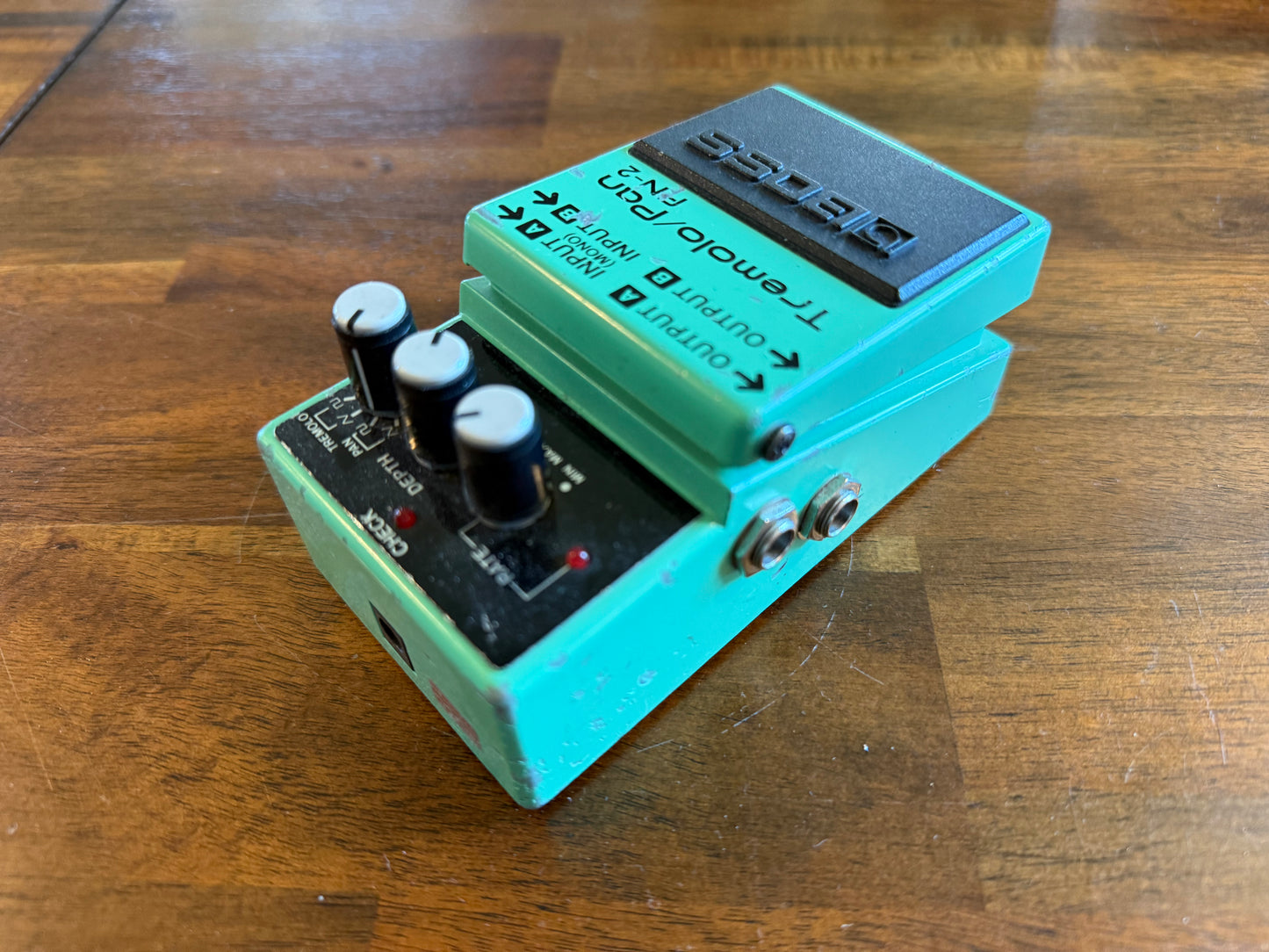 Boss PN-2