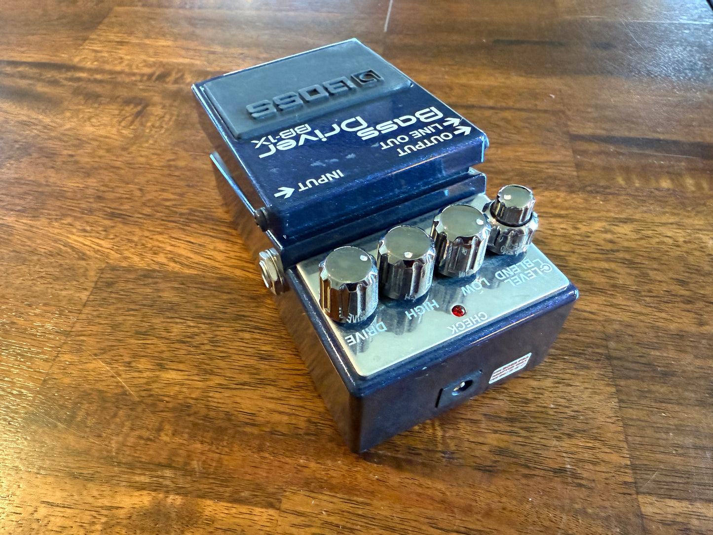 Boss BB-1X Bass Driver