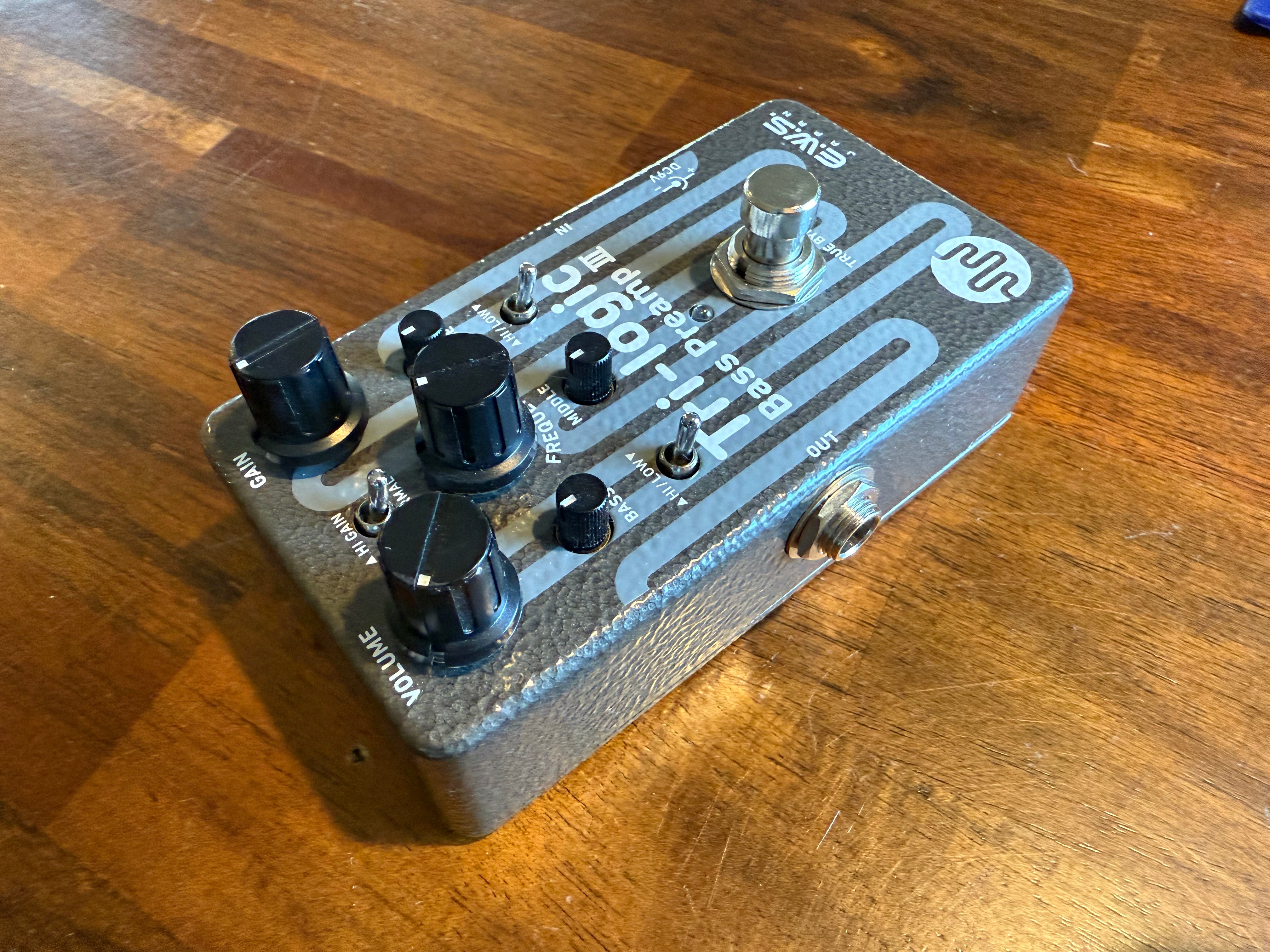 Bass Preamp Tri-Logic Tri-logic EWS E.W.S. – 3｜E.W.S 0 III newE