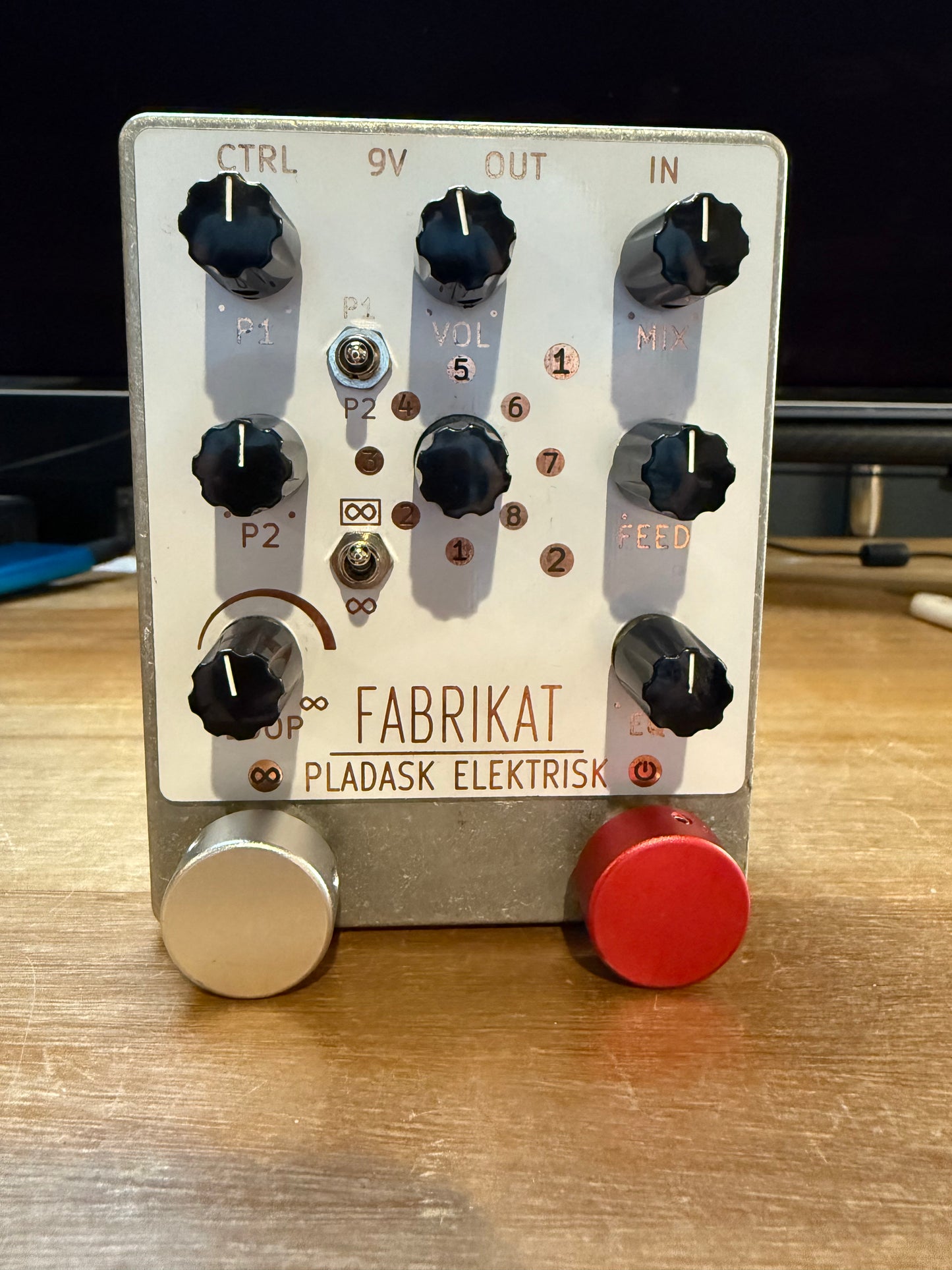 Pladask Elektrisk Fabrikat V3 - Free Shipping