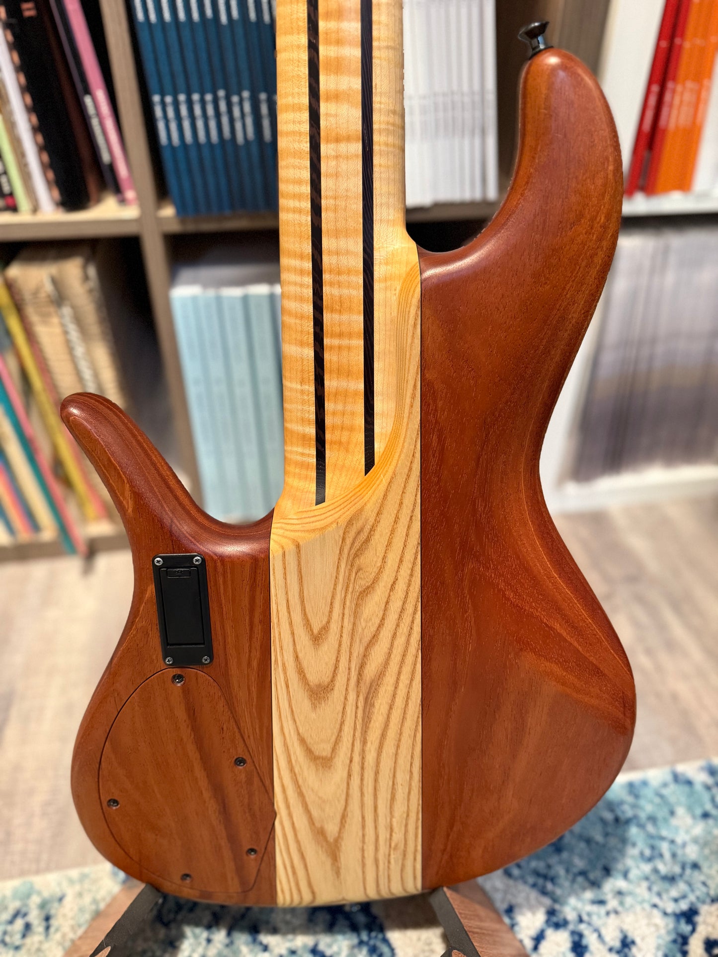 Custom 5-String FBass